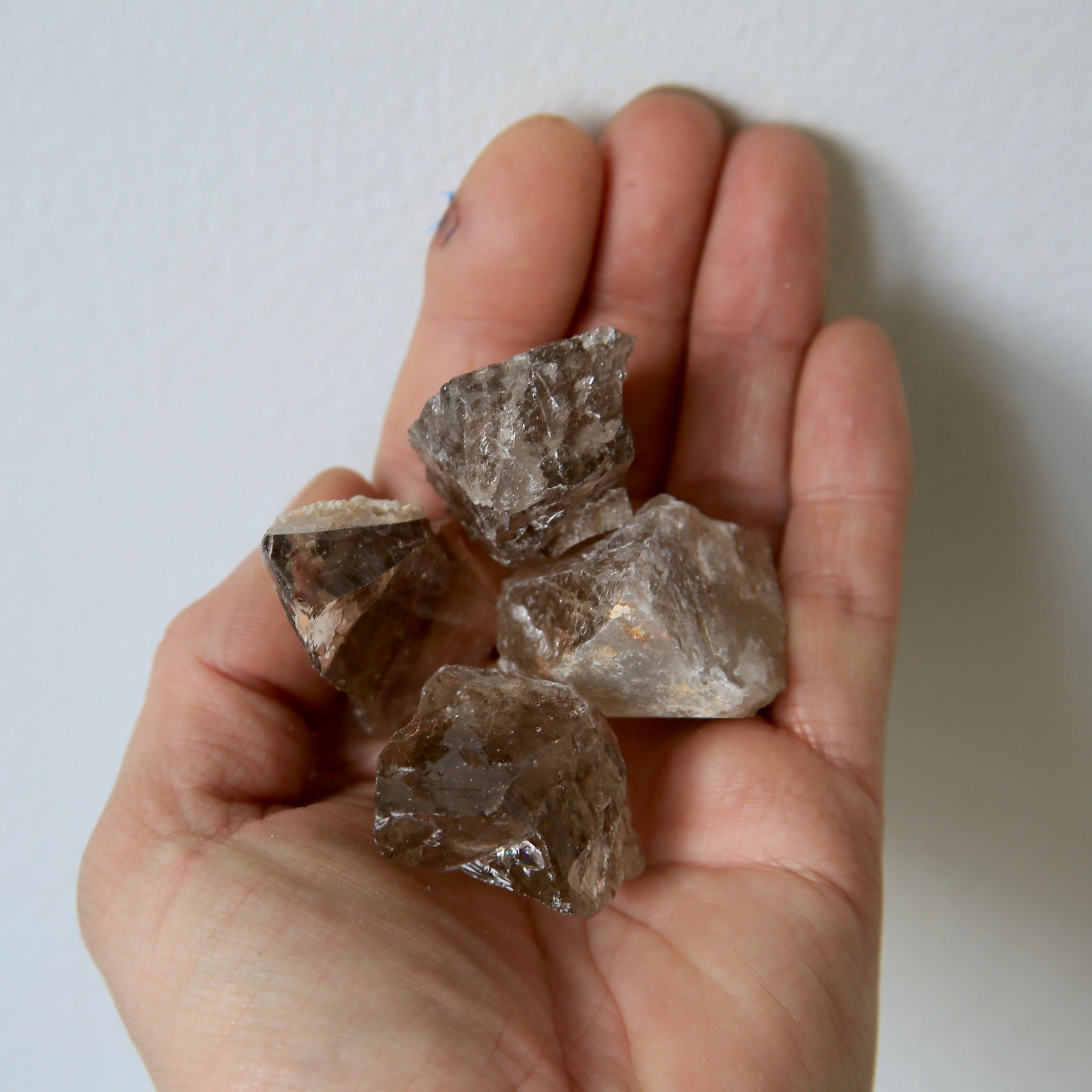 Rough Smoky Quartz Chunks – FLOWERKRAUT - Main Image